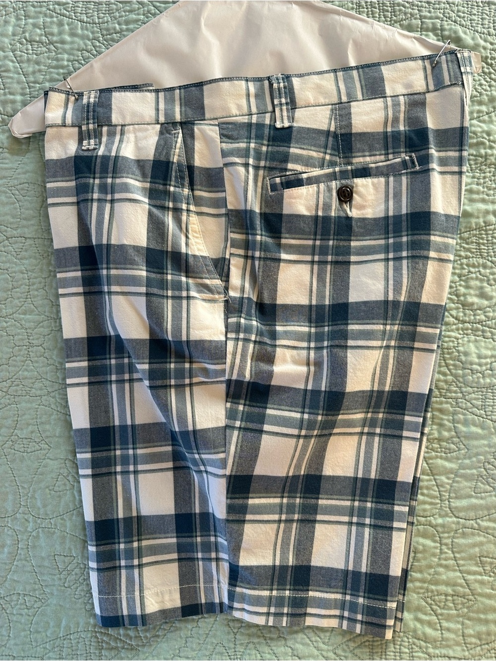 Dockers Shorts Men’s Waist 34 Blue Plaid Flat Front Dry Cleaned